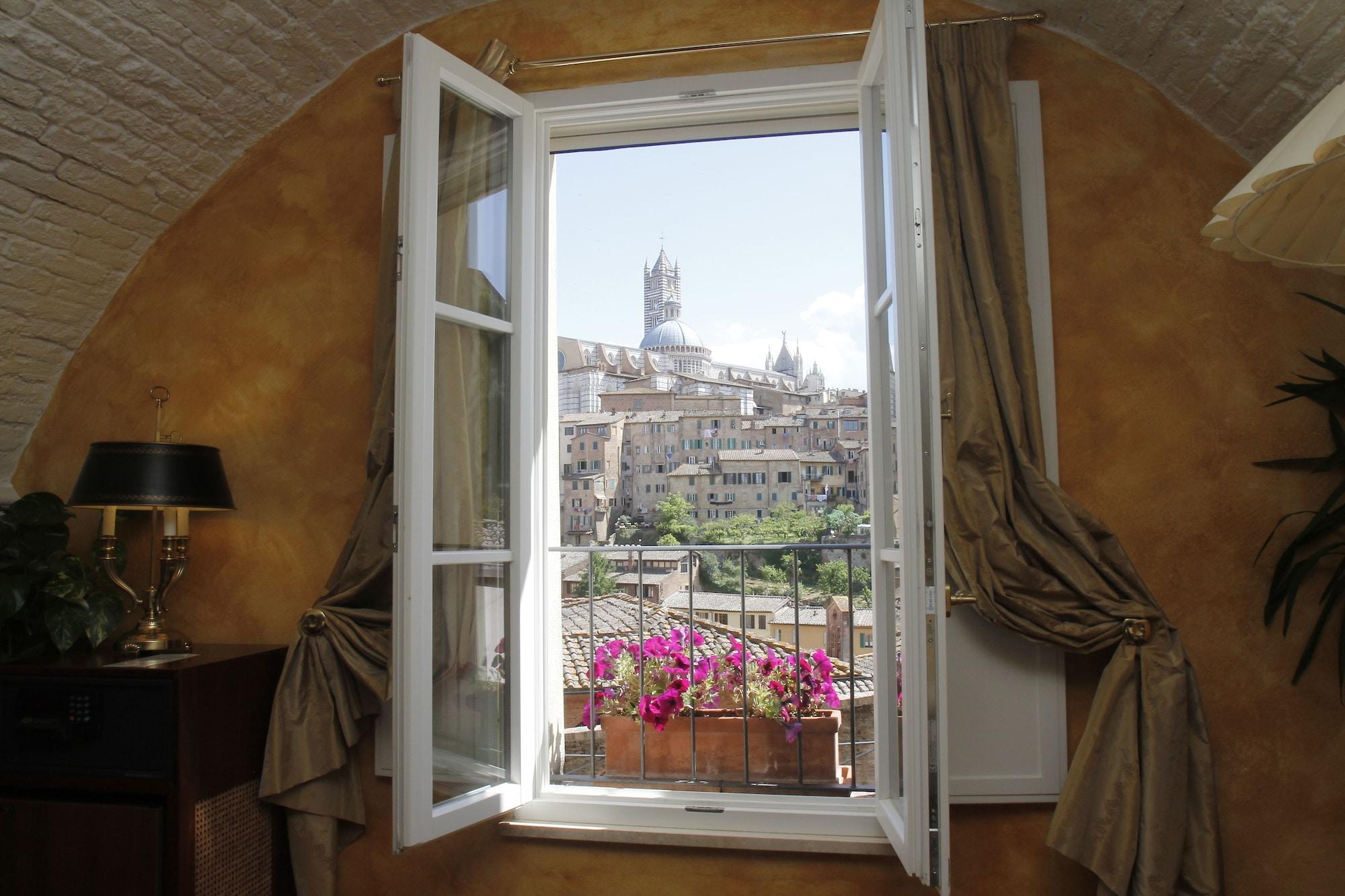 Residenza D'Epoca Campo Regio Relais Bed and Breakfast Siena Exteriör bild